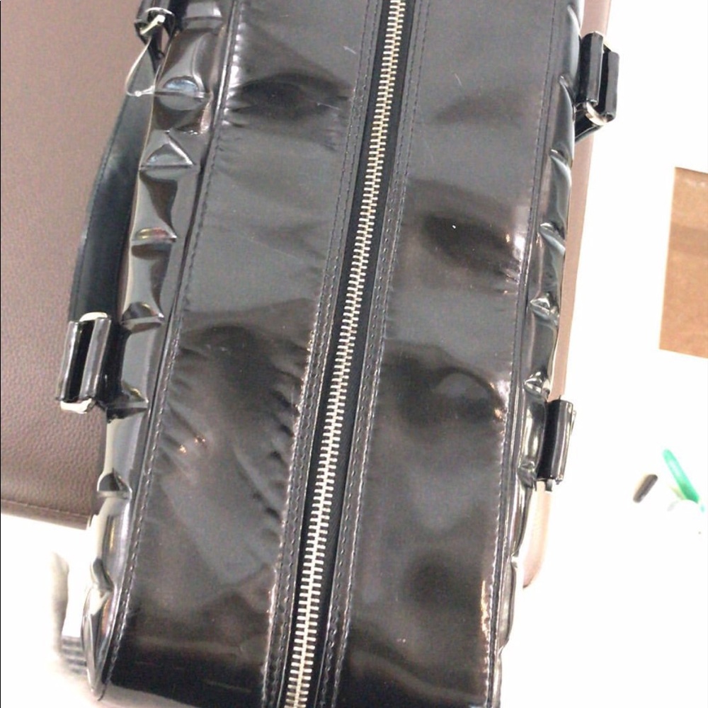 Authentic Vintage Chanel Patent Quilted Boston Bag - Picture 3 of 7
